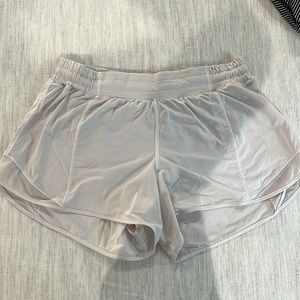 Lululemon Hotty Hot Lined Short - 2.5inch